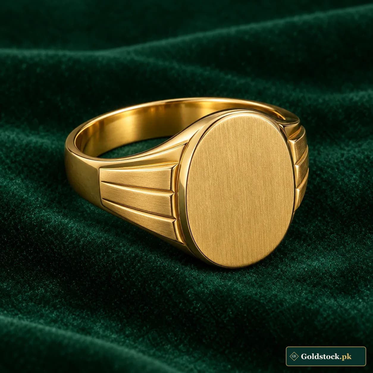 Sarmad Signet Gold Ring product photograph