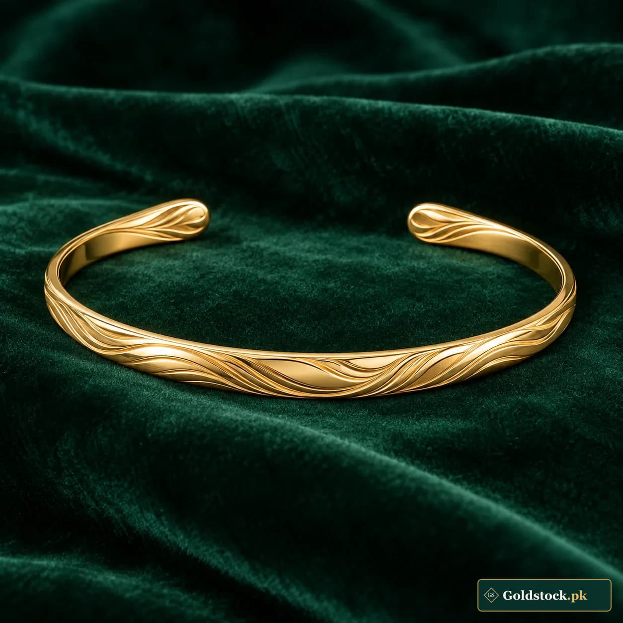 Nazaakat Gold Cuff Bracelet product photograph