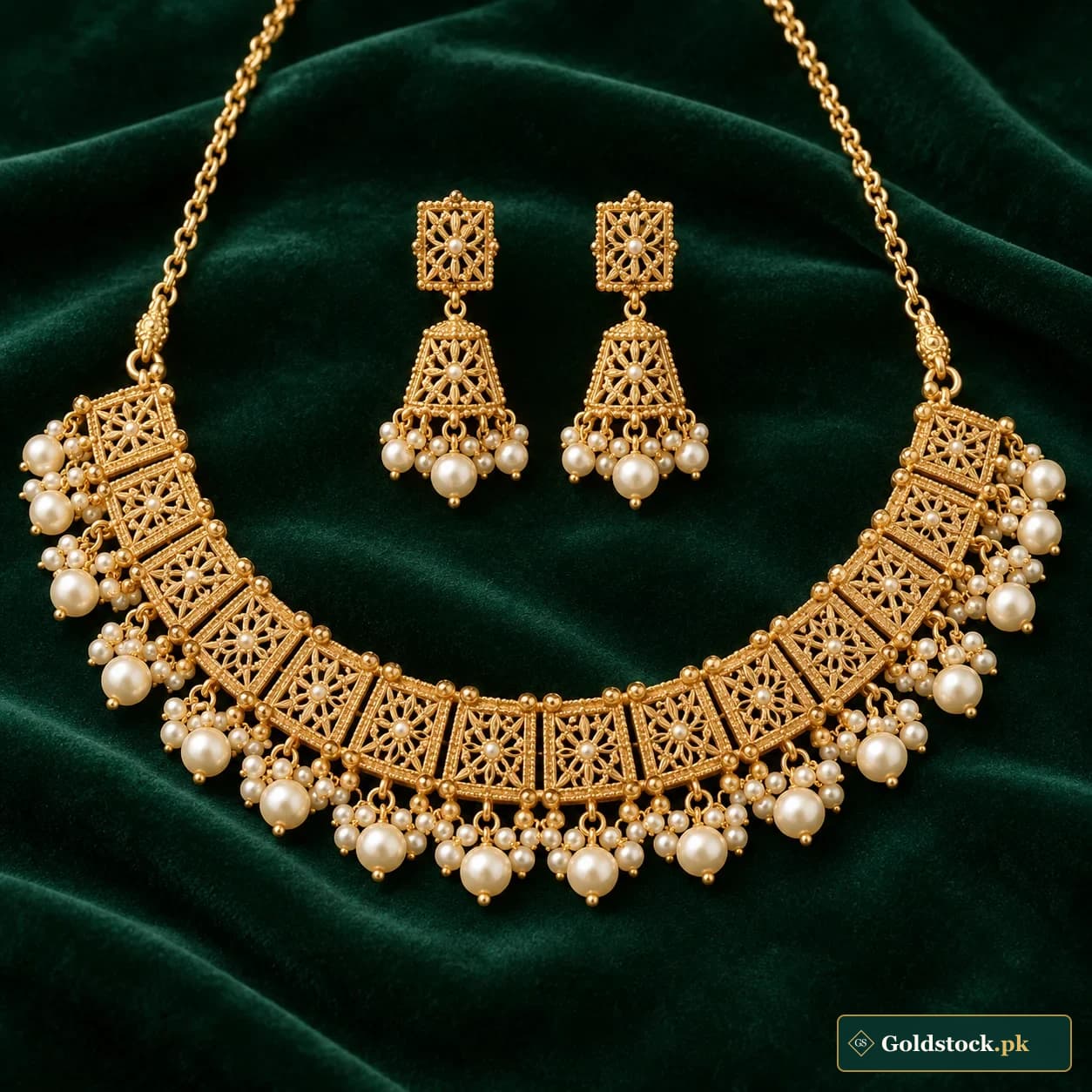 Hira Pearl Fringe Gold Set product photograph