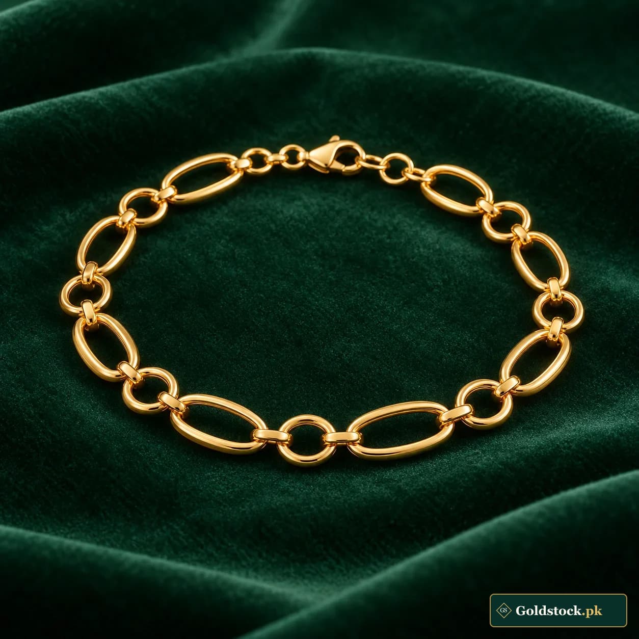 Mina Chain Gold Bracelet product photograph