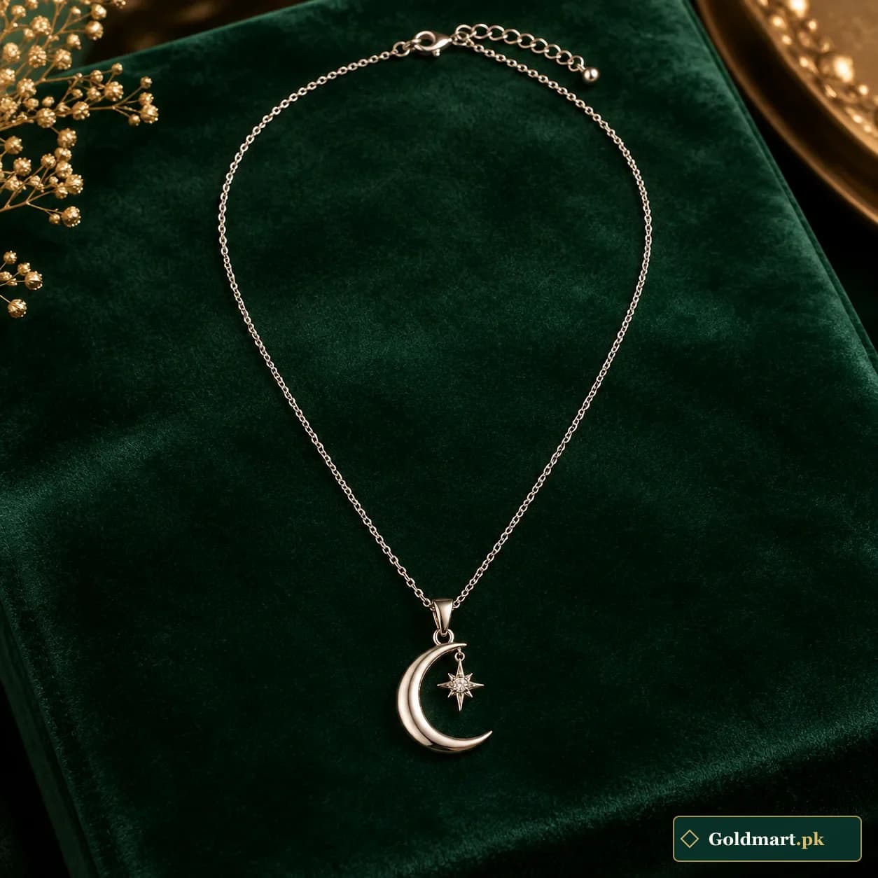 Mahnoor Silver Crescent Necklace showcase product photograph